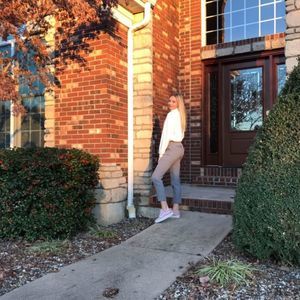 Meet your Posher, Abby